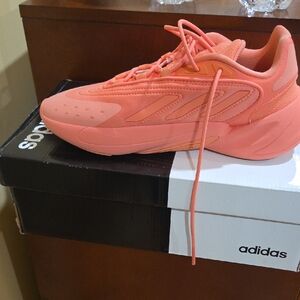 Adidas Women's Coral Sneakers